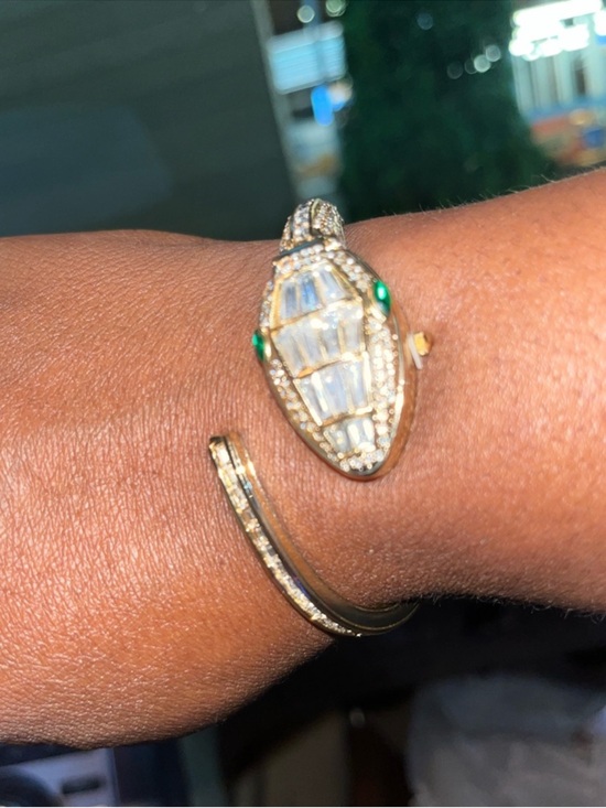 Cute fashion Jewelry - Cute fashion Gold Serpent-Head Cuff Bracelet with Green Stone Eyes